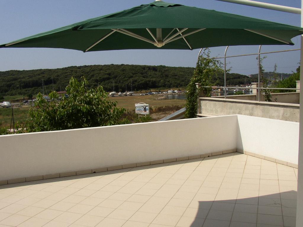 Apartments Jadranka Pola Esterno foto
